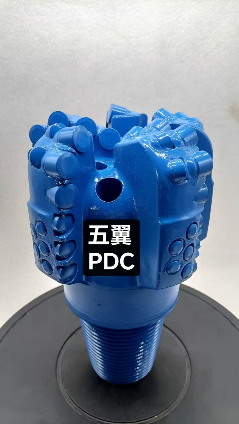 合金钢胎体钻头