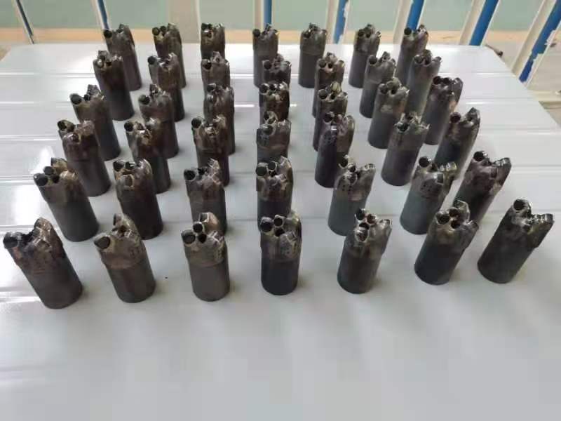 PDC烧结胎体钻头