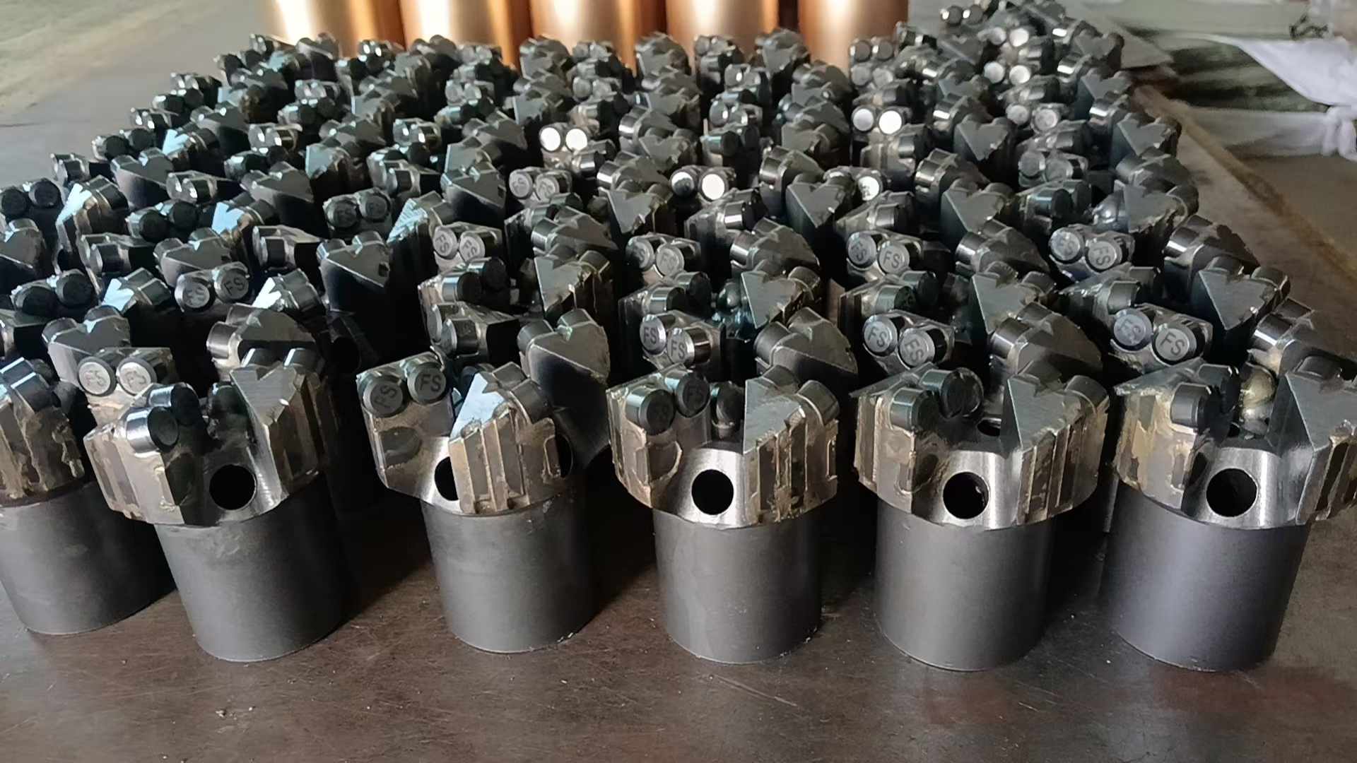 合金钢胎体钻头